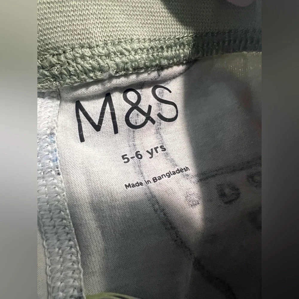 Marks & Spencer euc f5
